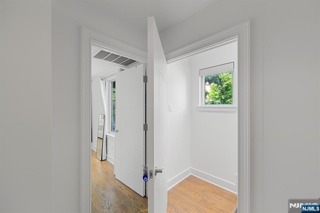 24 Casta Lane
