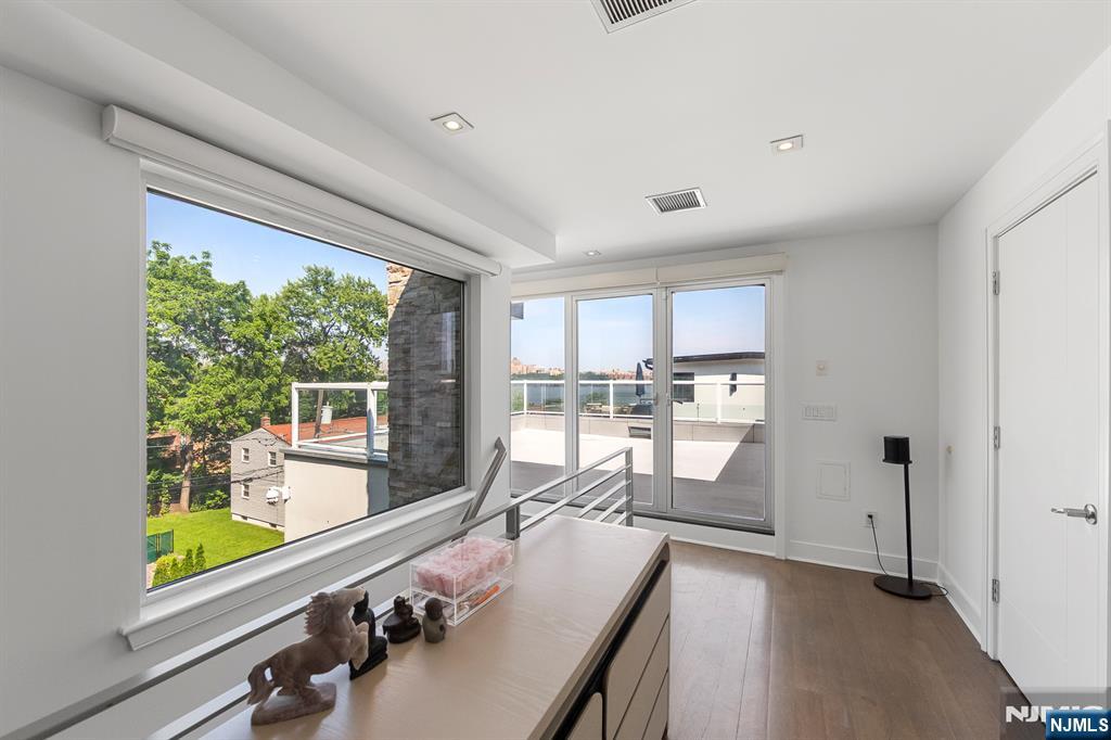24 Casta Lane