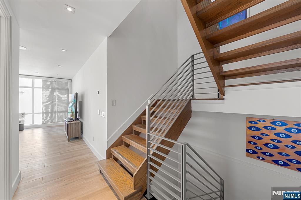 24 Casta Lane