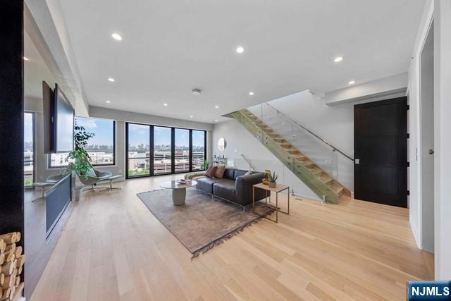 8824 Churchill Road