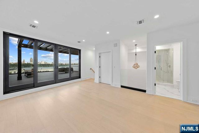 26B Oakdene Terrace