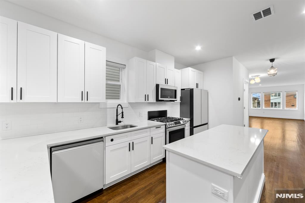 1603 71st Street