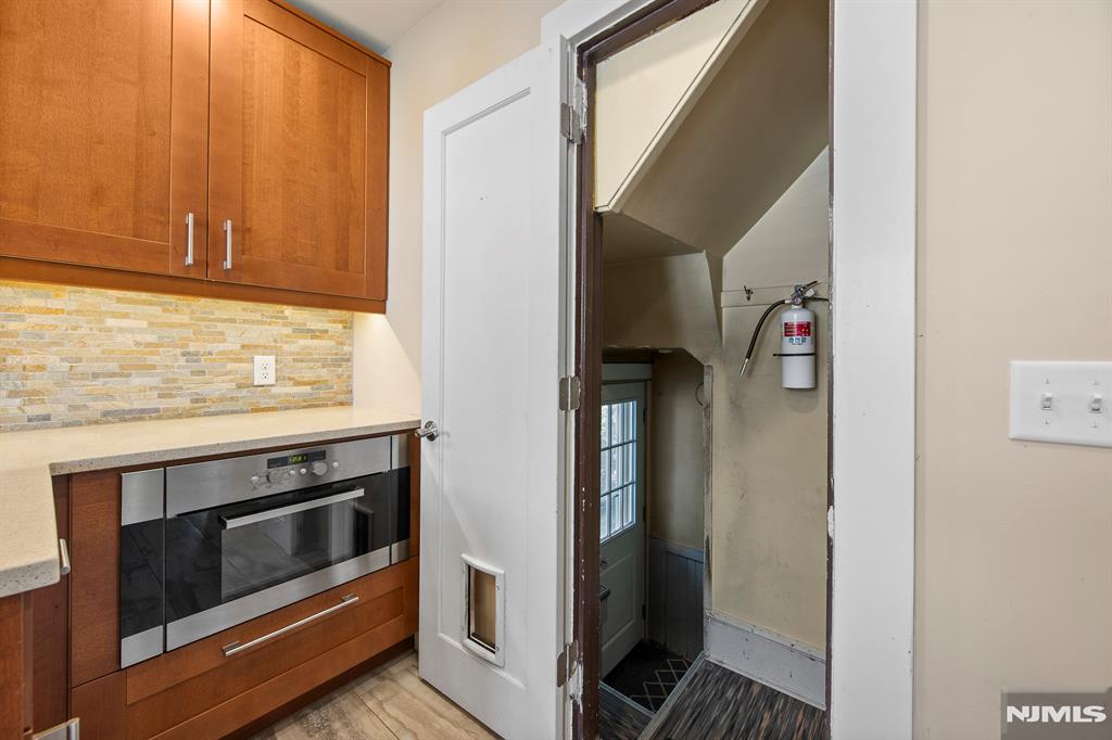 59 W Forest Avenue