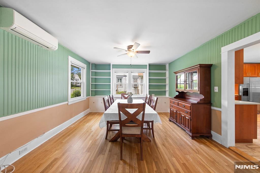 59 W Forest Avenue