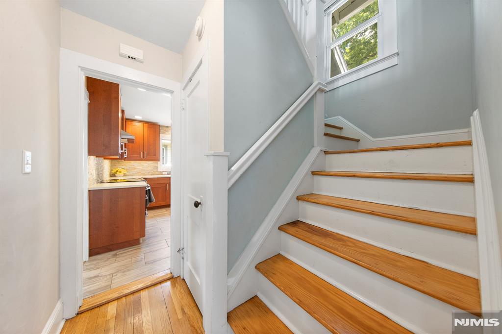 59 W Forest Avenue