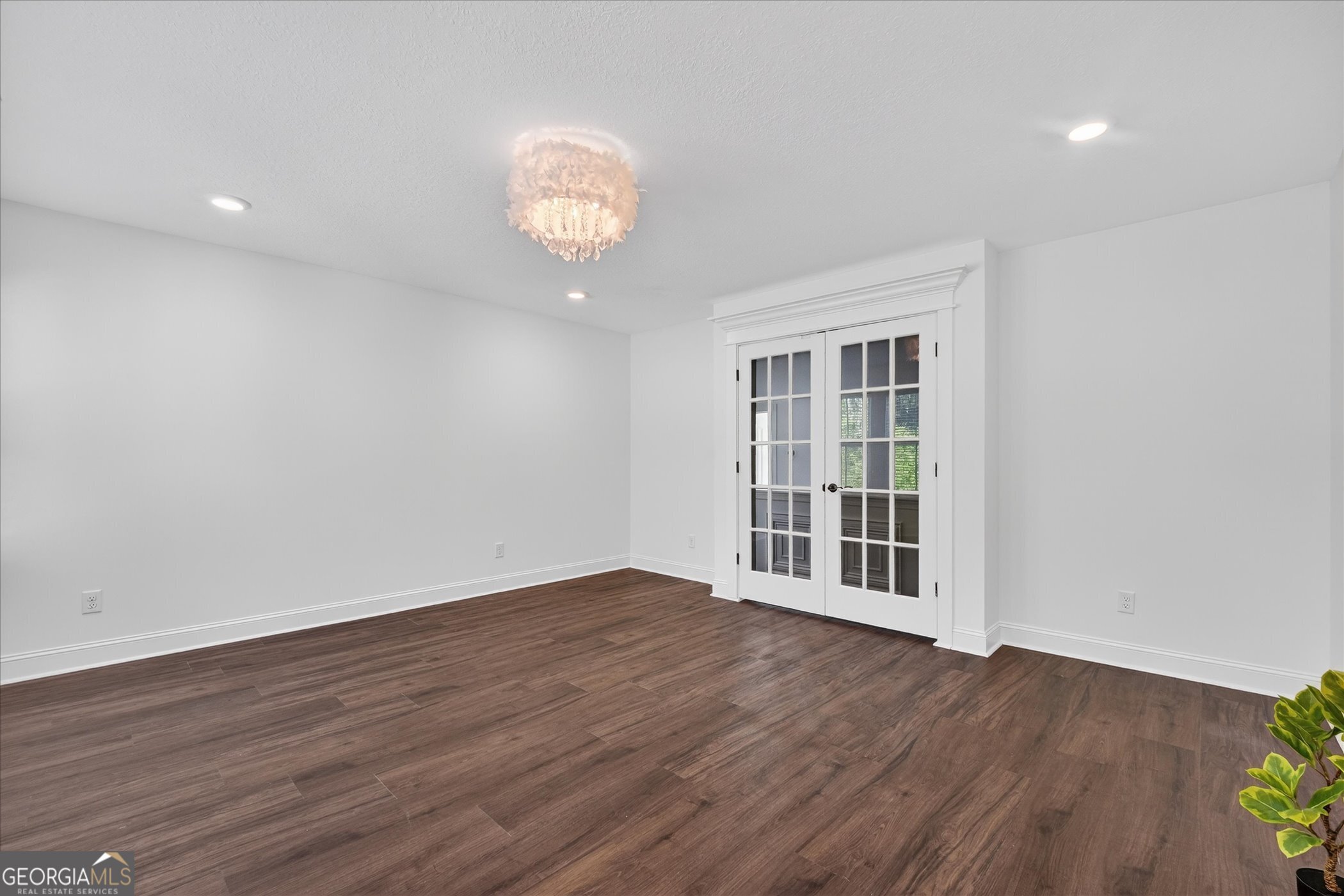 181 Timberland Circle