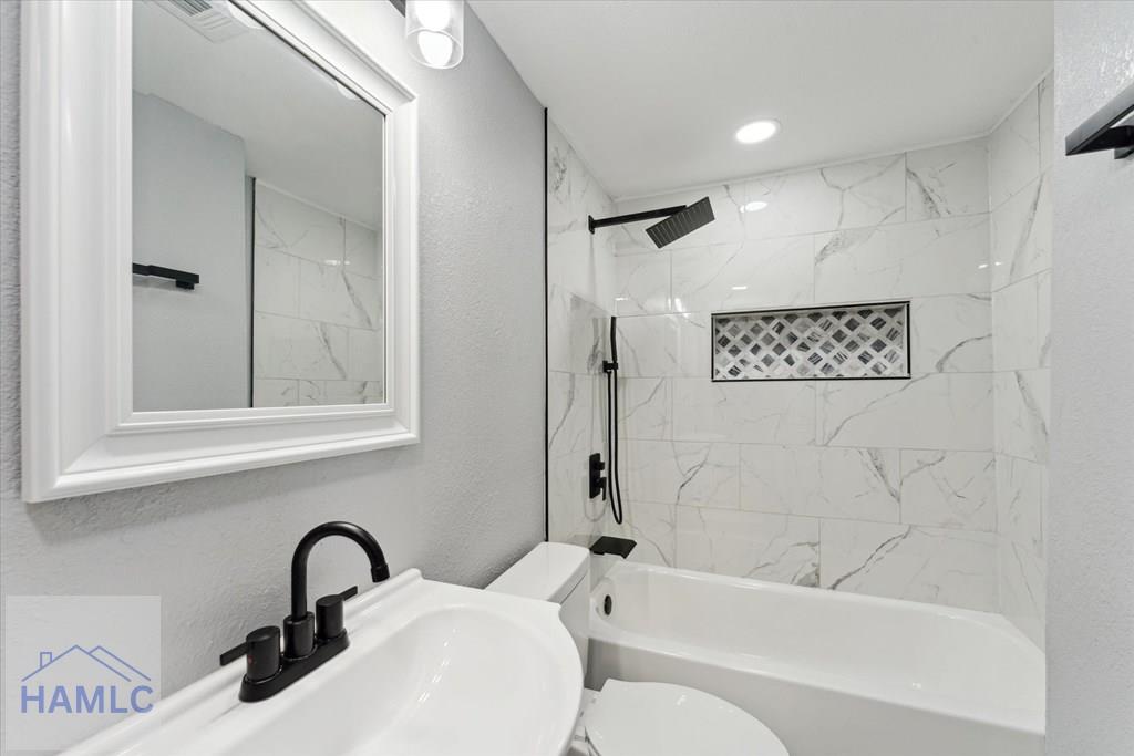 8576 E.B. Cooper Highway