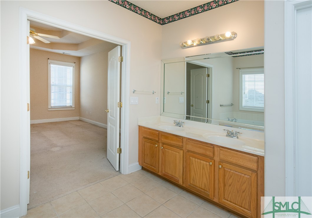 8697 Spivey Village Trail