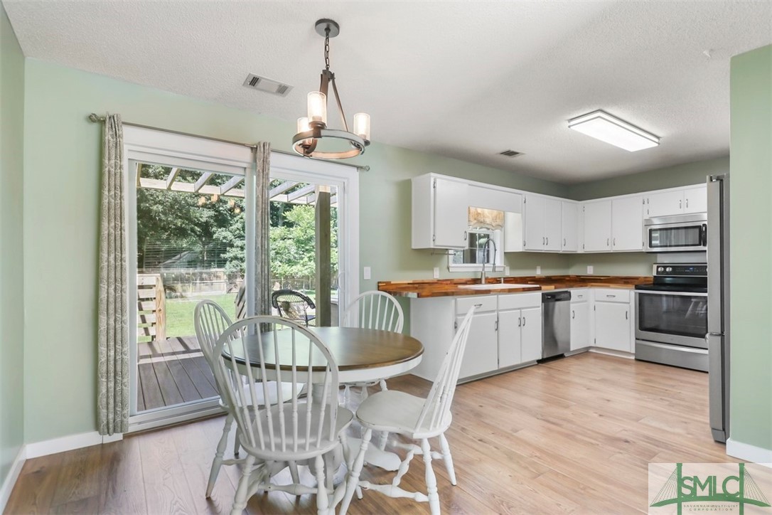 122 Willowdell Court