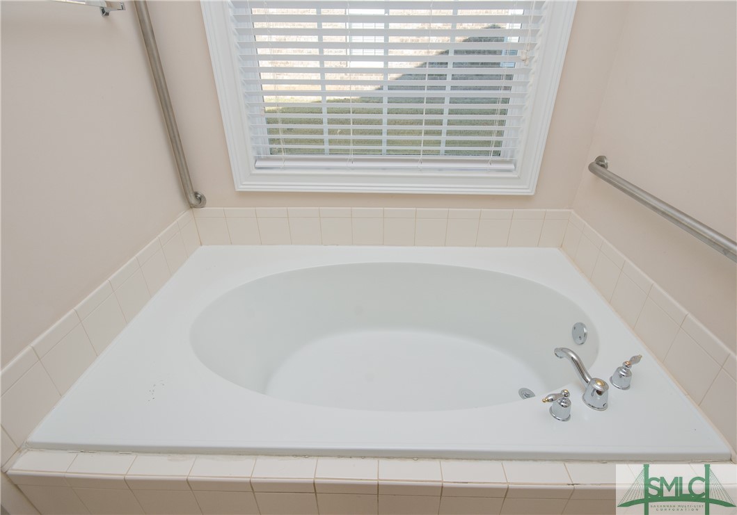 8697 Spivey Village Trail