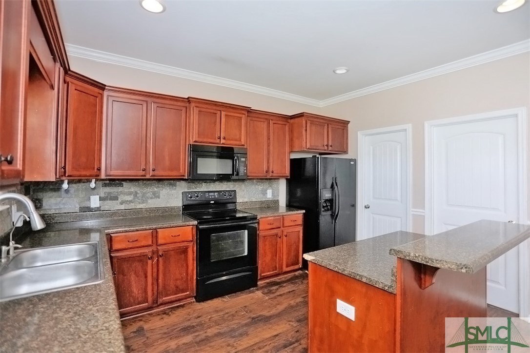 53 Balearic Trail NE