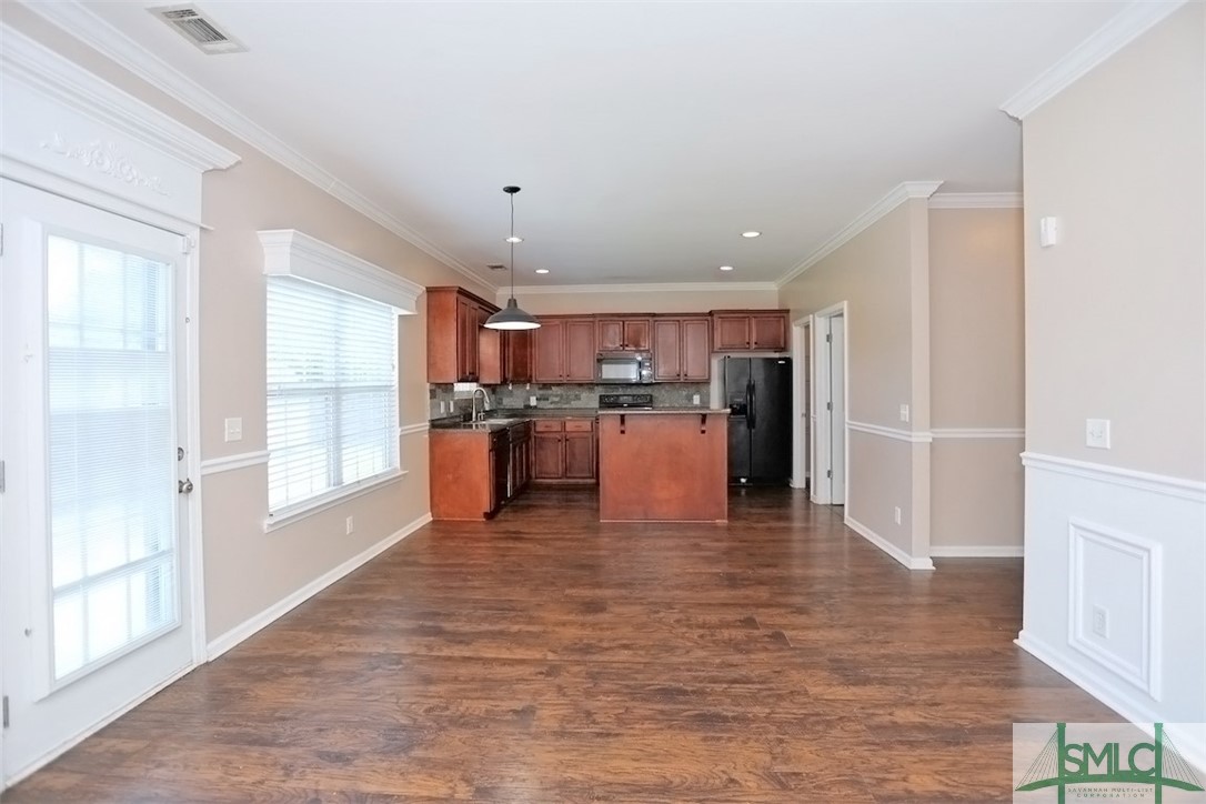 53 Balearic Trail NE