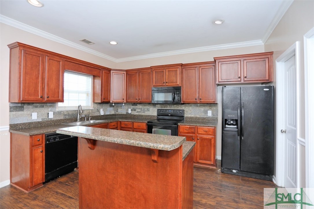 53 Balearic Trail NE