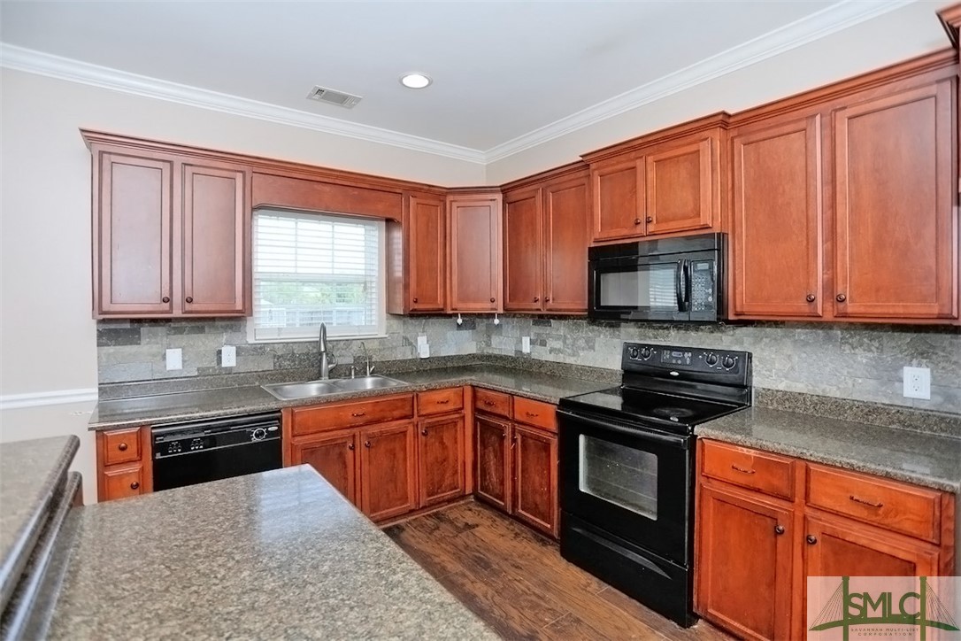 53 Balearic Trail NE