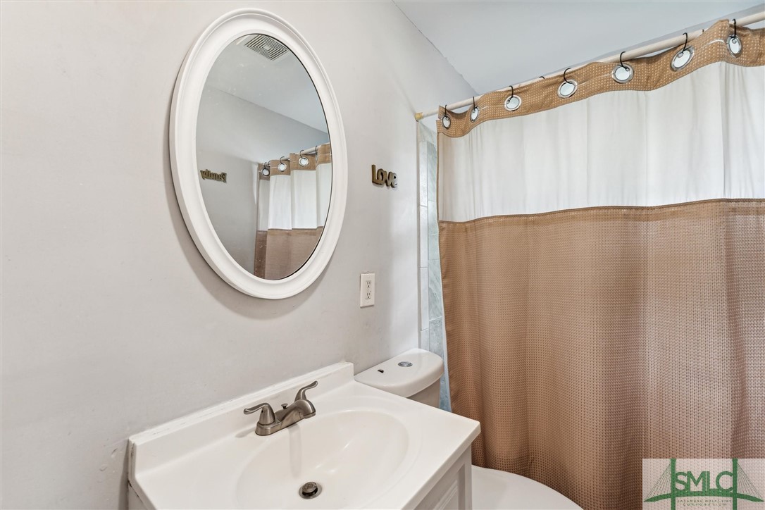 1916 Pendleton Street