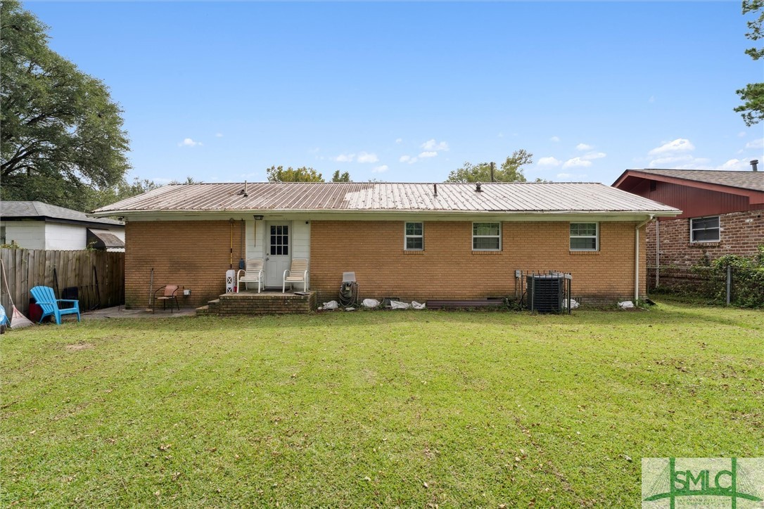 1916 Pendleton Street