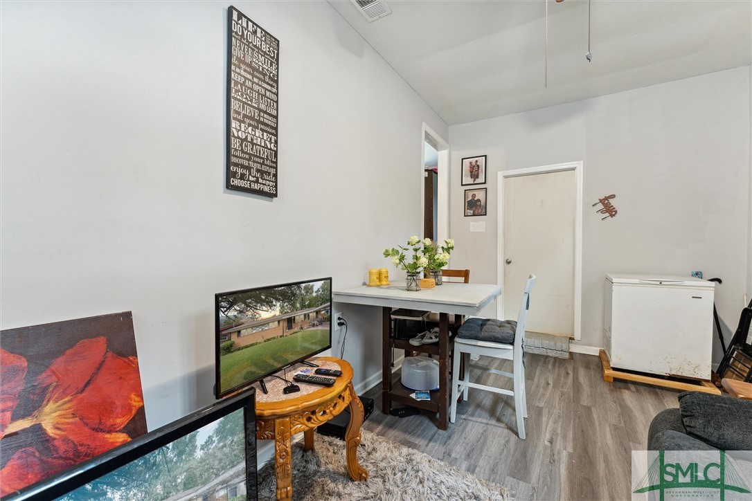 1916 Pendleton Street