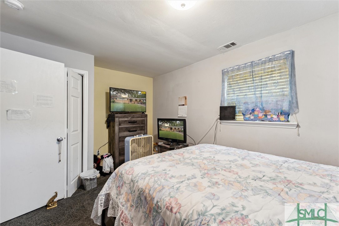 1916 Pendleton Street