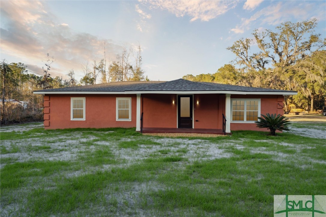 8576 E B Cooper Highway