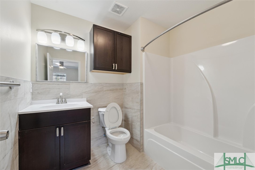 210 Peter King Road A