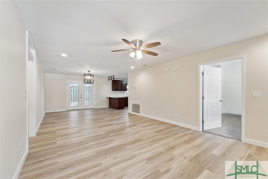 210 Peter King Road C