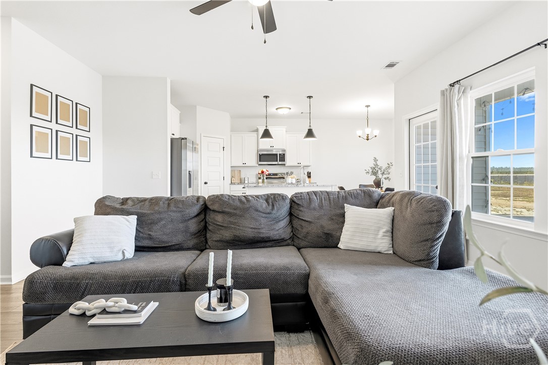 1611 Arnall Dr