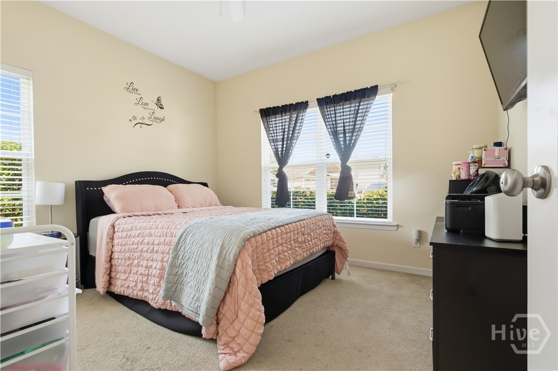 1 Red Robin Court