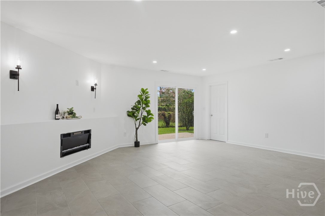 1504 Cathy Street