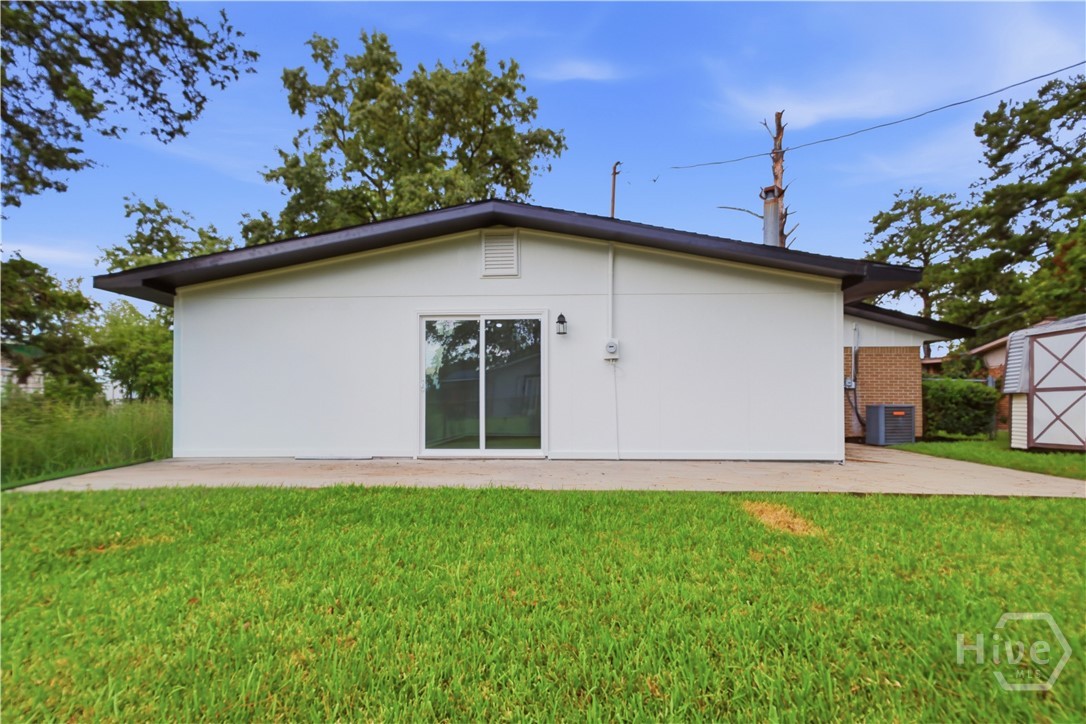 1504 Cathy Street