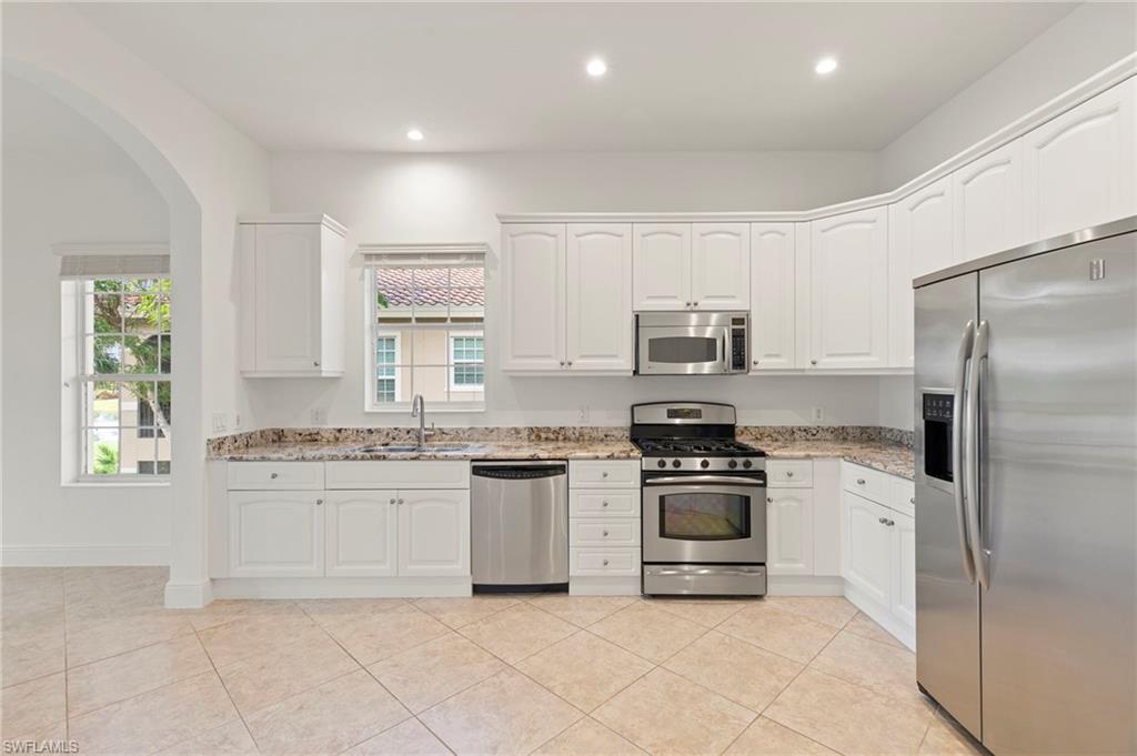 8961 Cherry Oaks TRL # 202