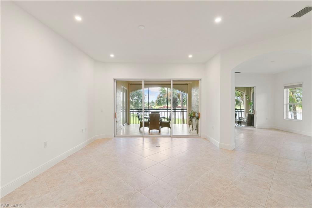 8961 Cherry Oaks TRL # 202