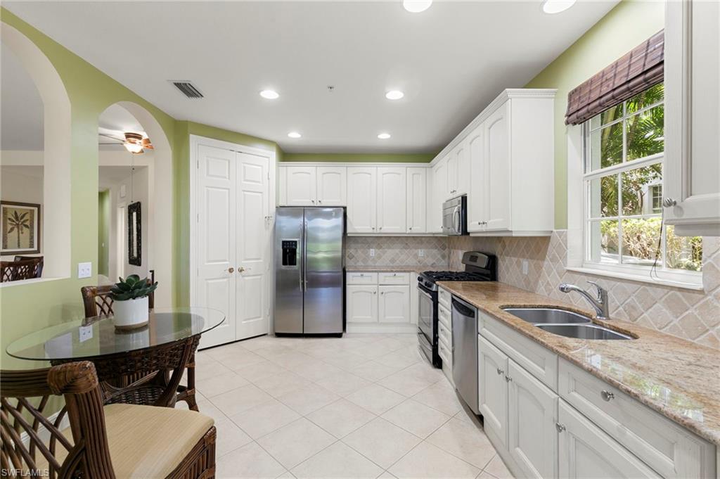 9066 Cascada WAY 101