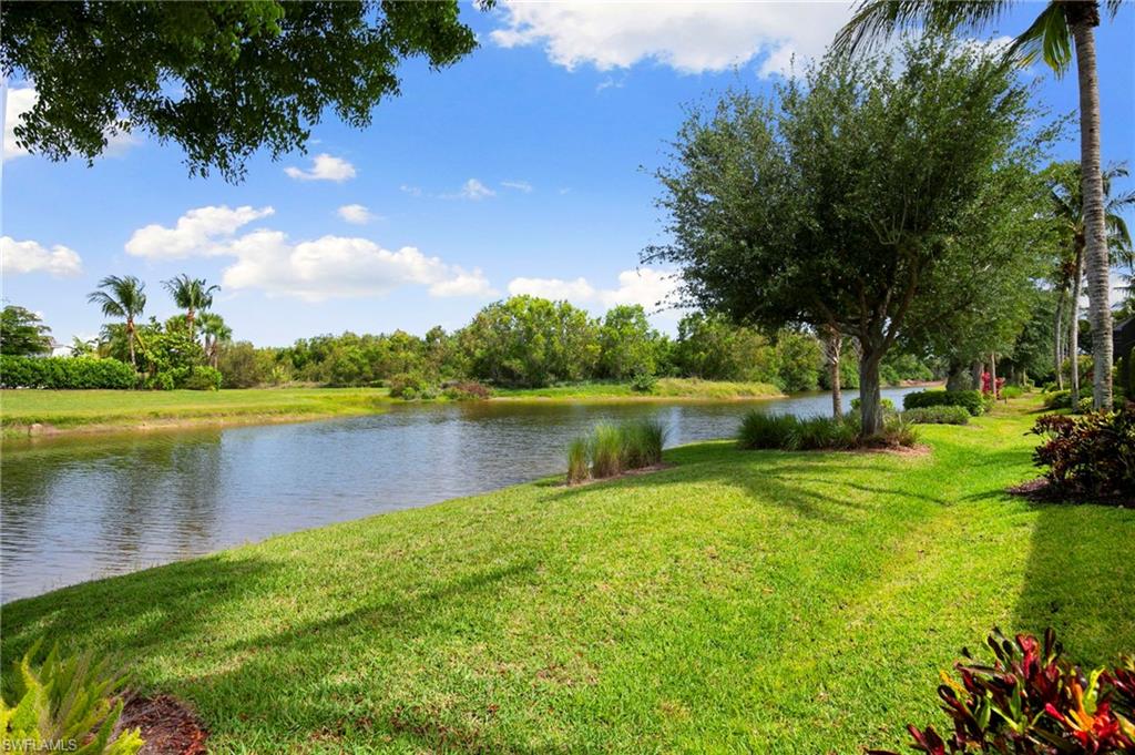 8960 Cherry Oaks TRL