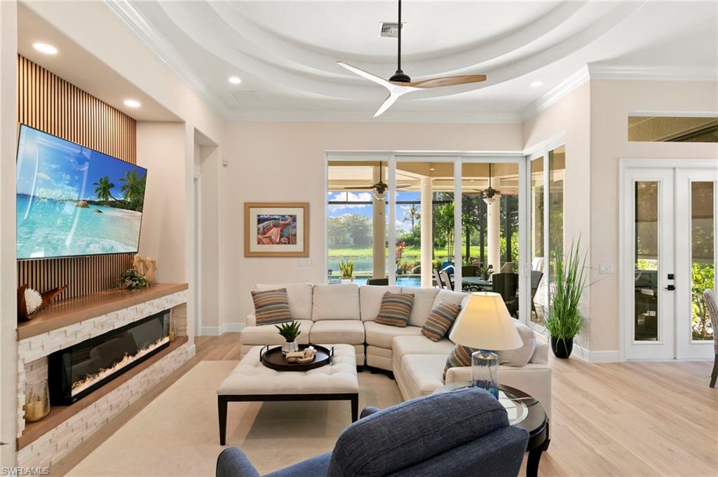 8960 Cherry Oaks TRL