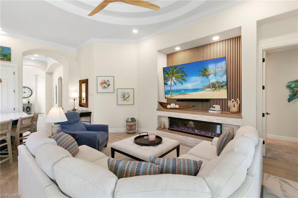 8960 Cherry Oaks TRL