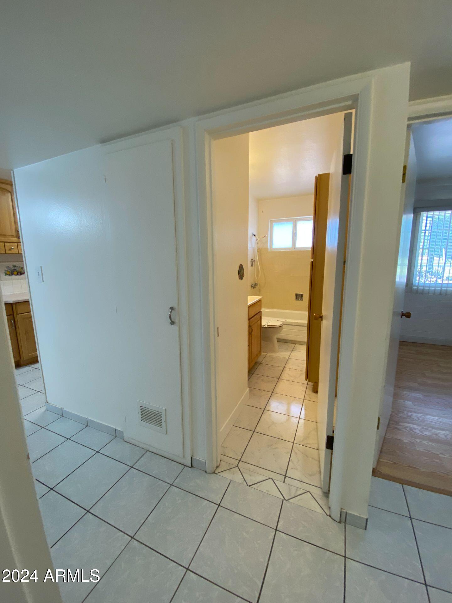 10651 W CONNECTICUT Avenue