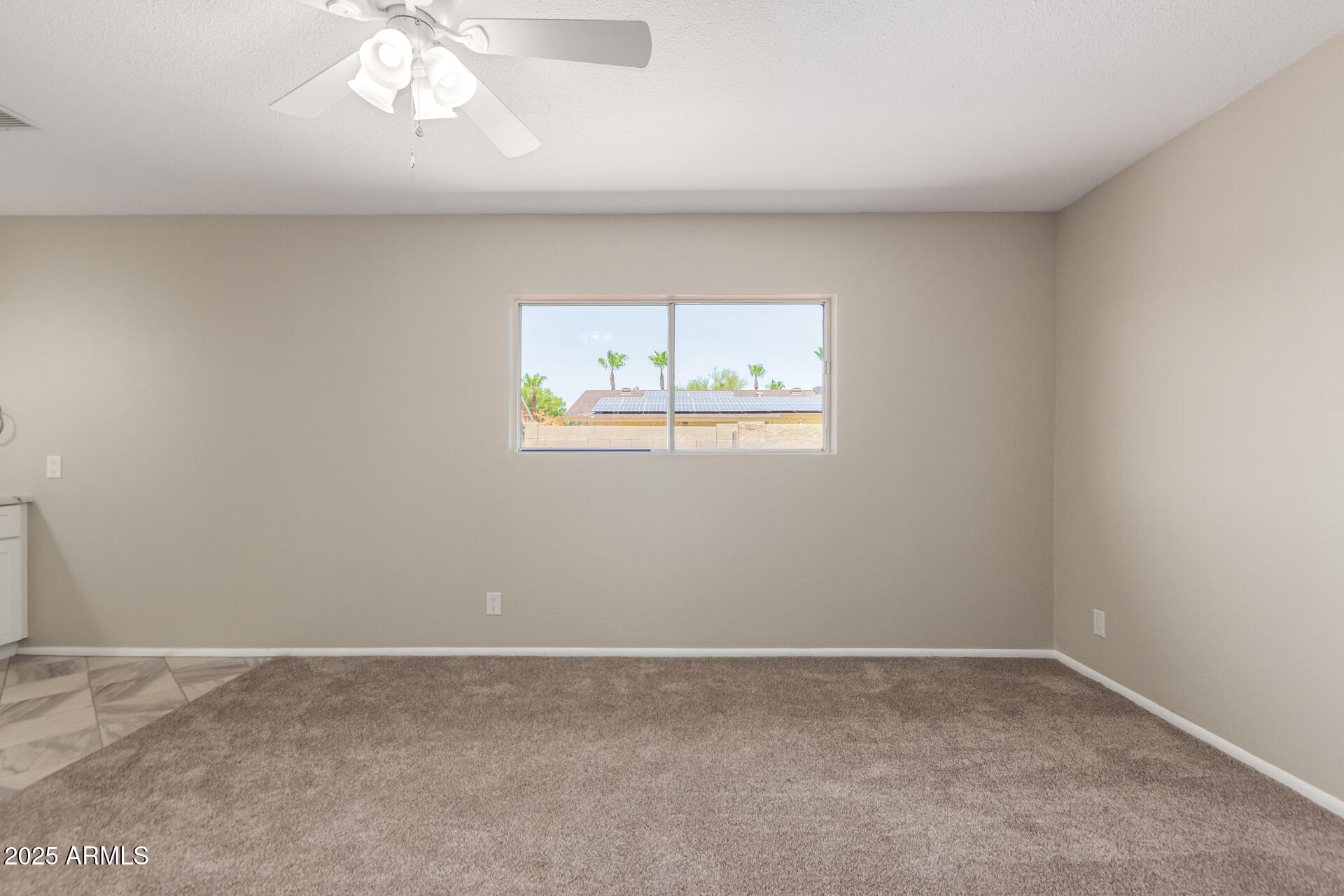 734 E VIA MARIA Street