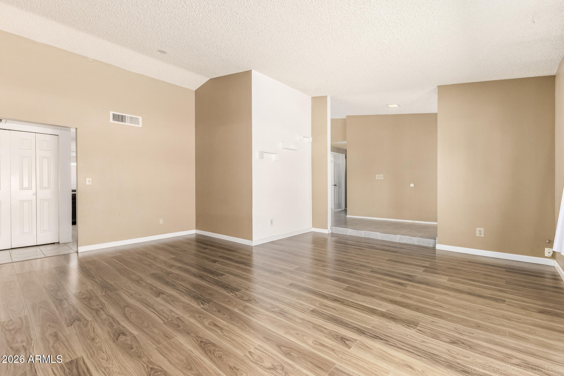 1209 W MARLBORO Drive