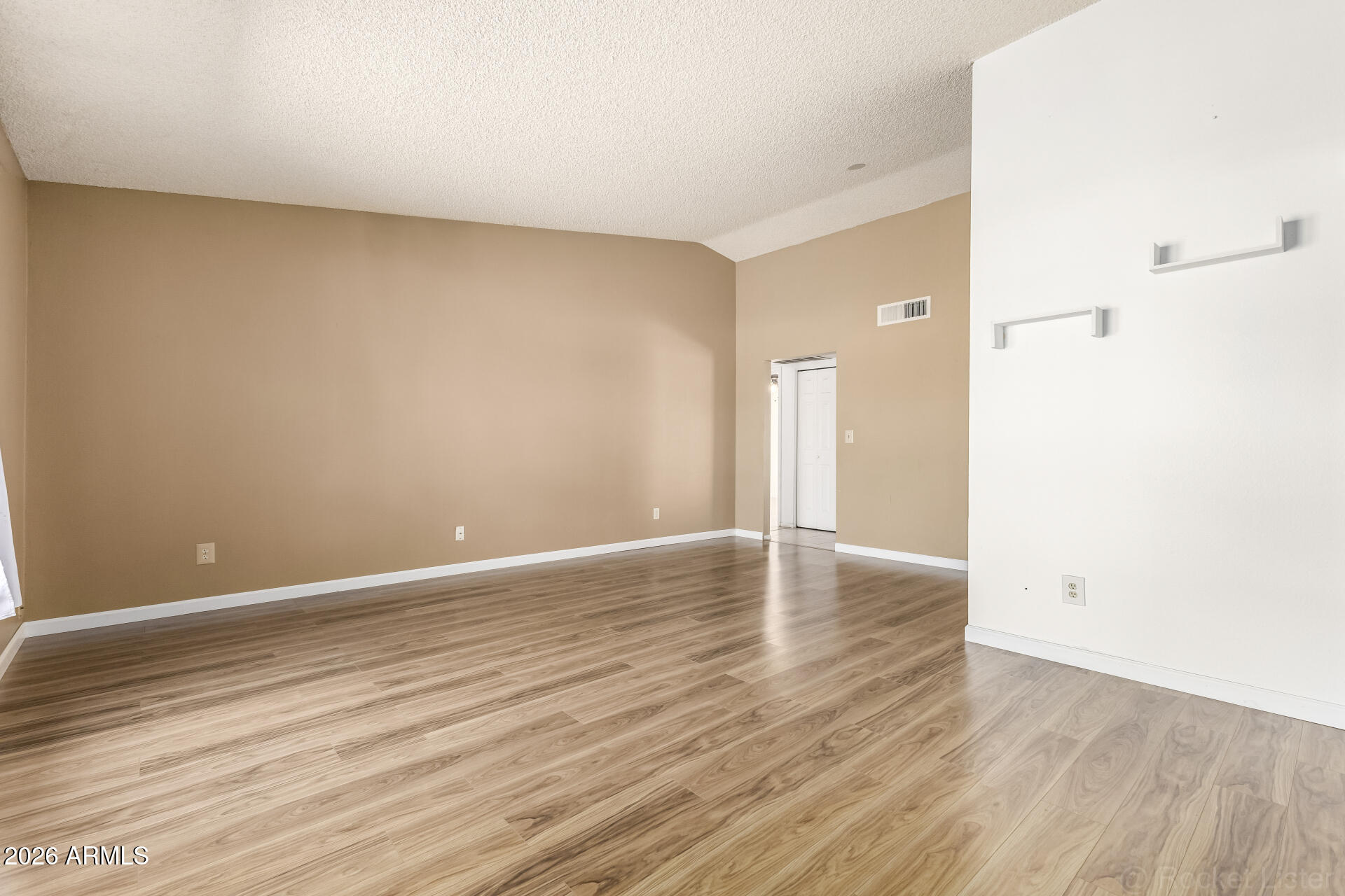 1209 W MARLBORO Drive