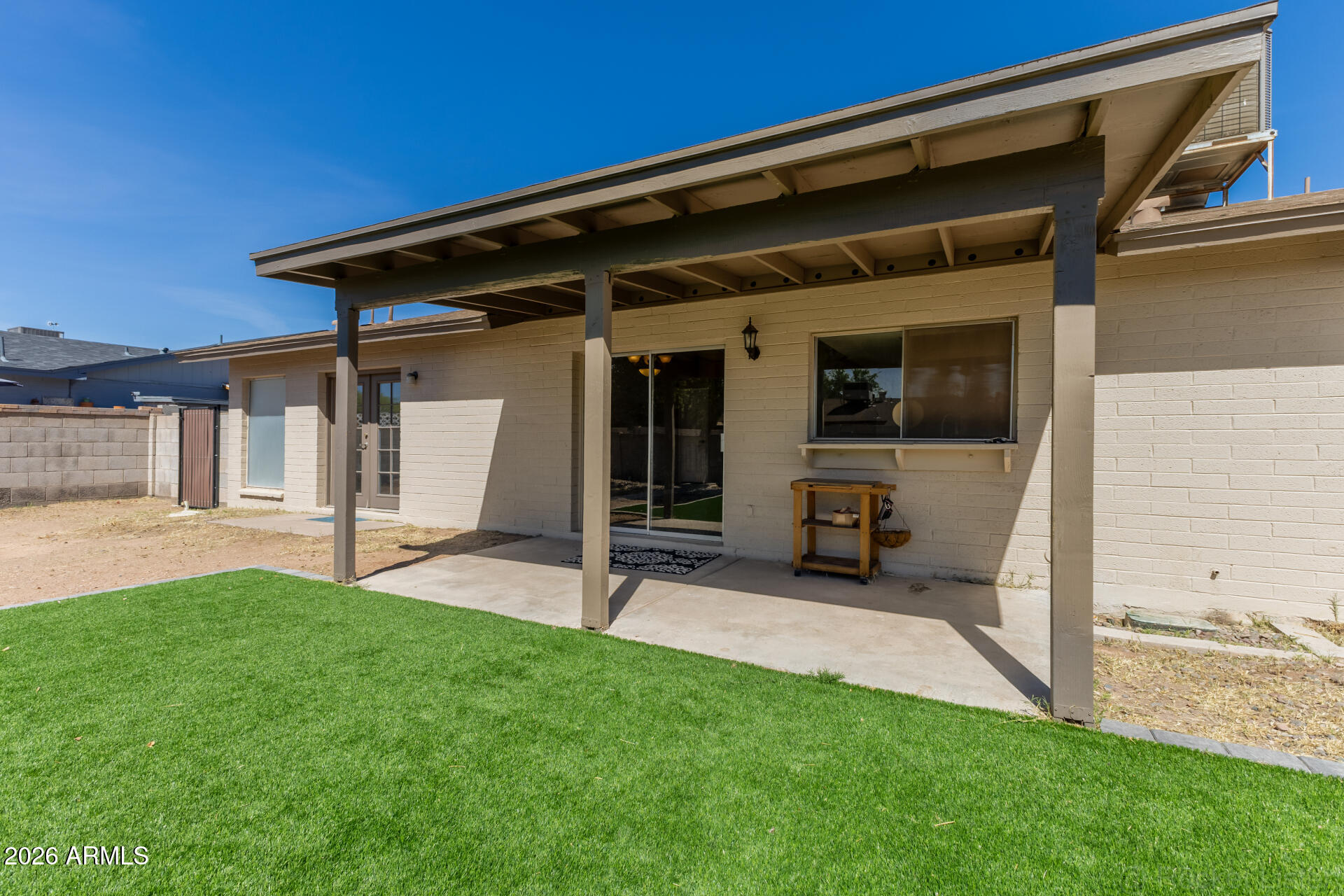 1209 W MARLBORO Drive