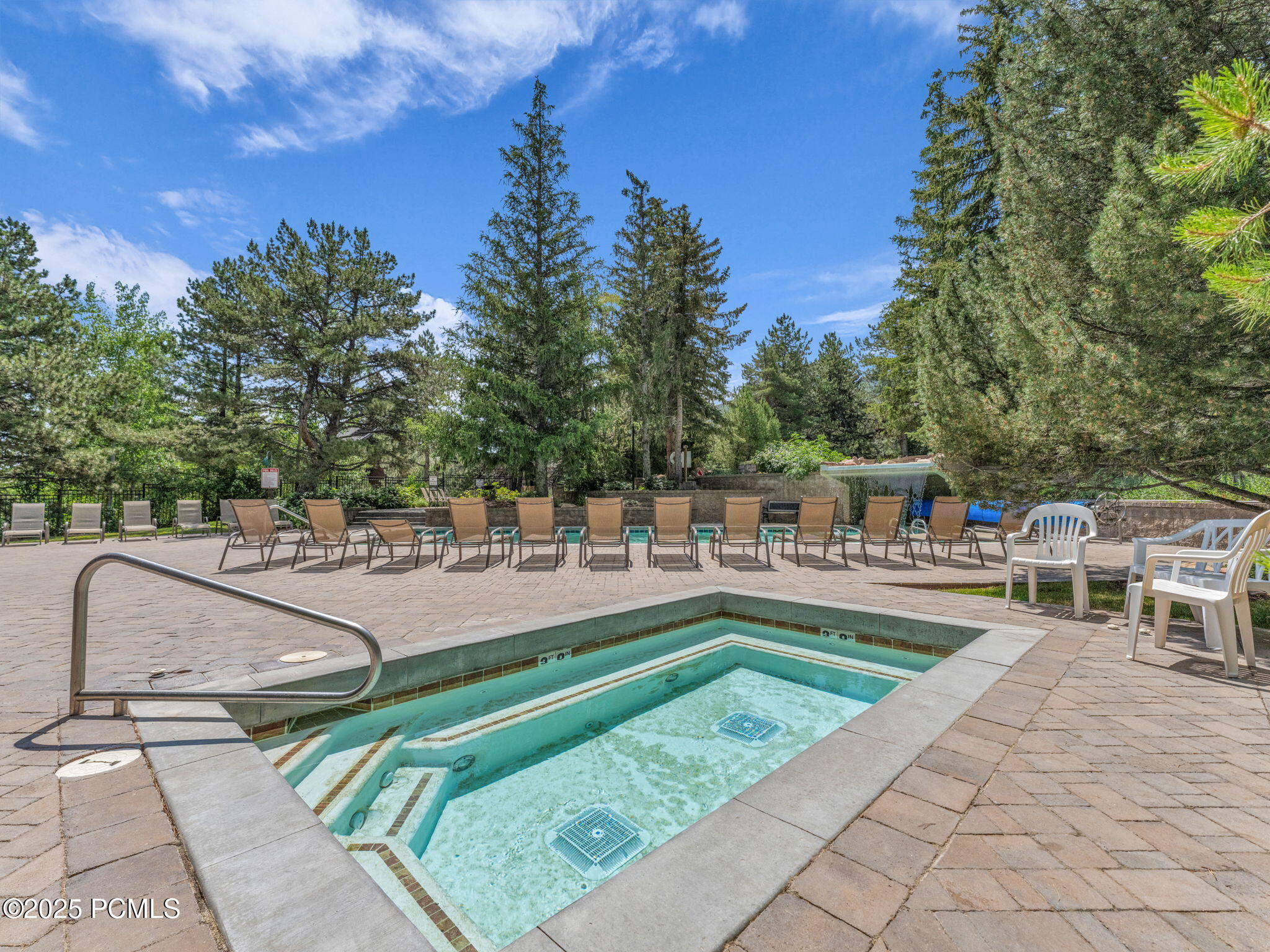 2025 Canyons Resort Drive, Apt R8