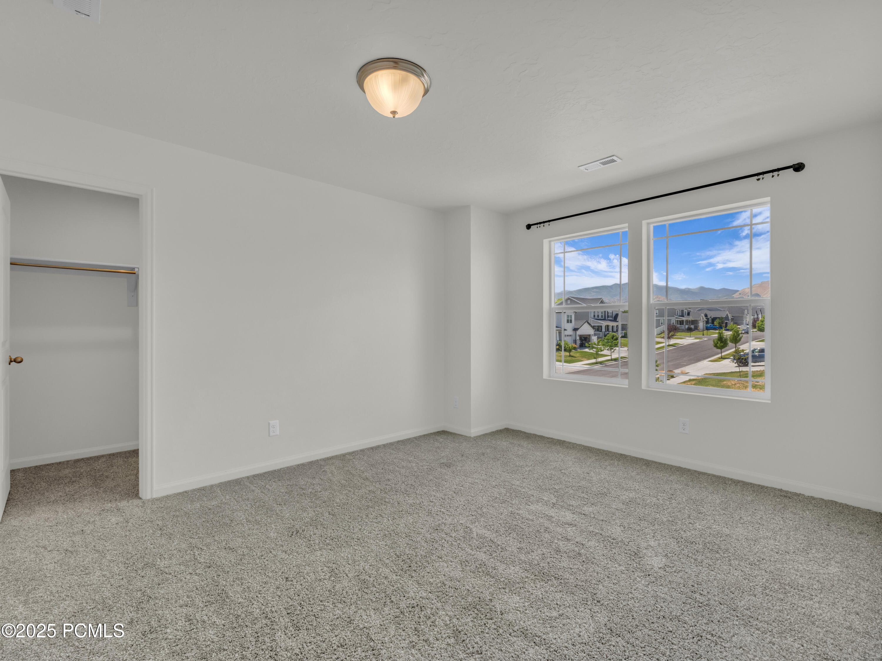 13249 S Shearing Cove