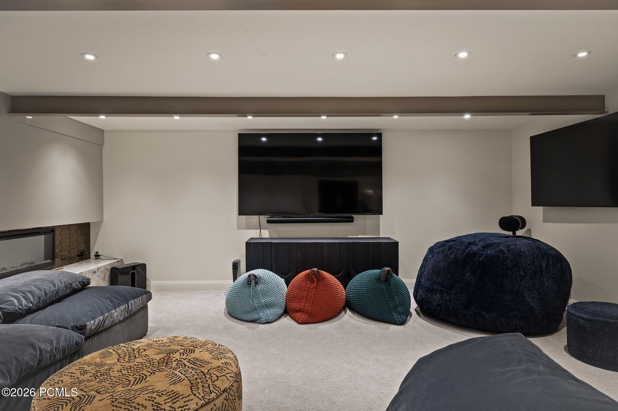 1404 Canterbury Drive