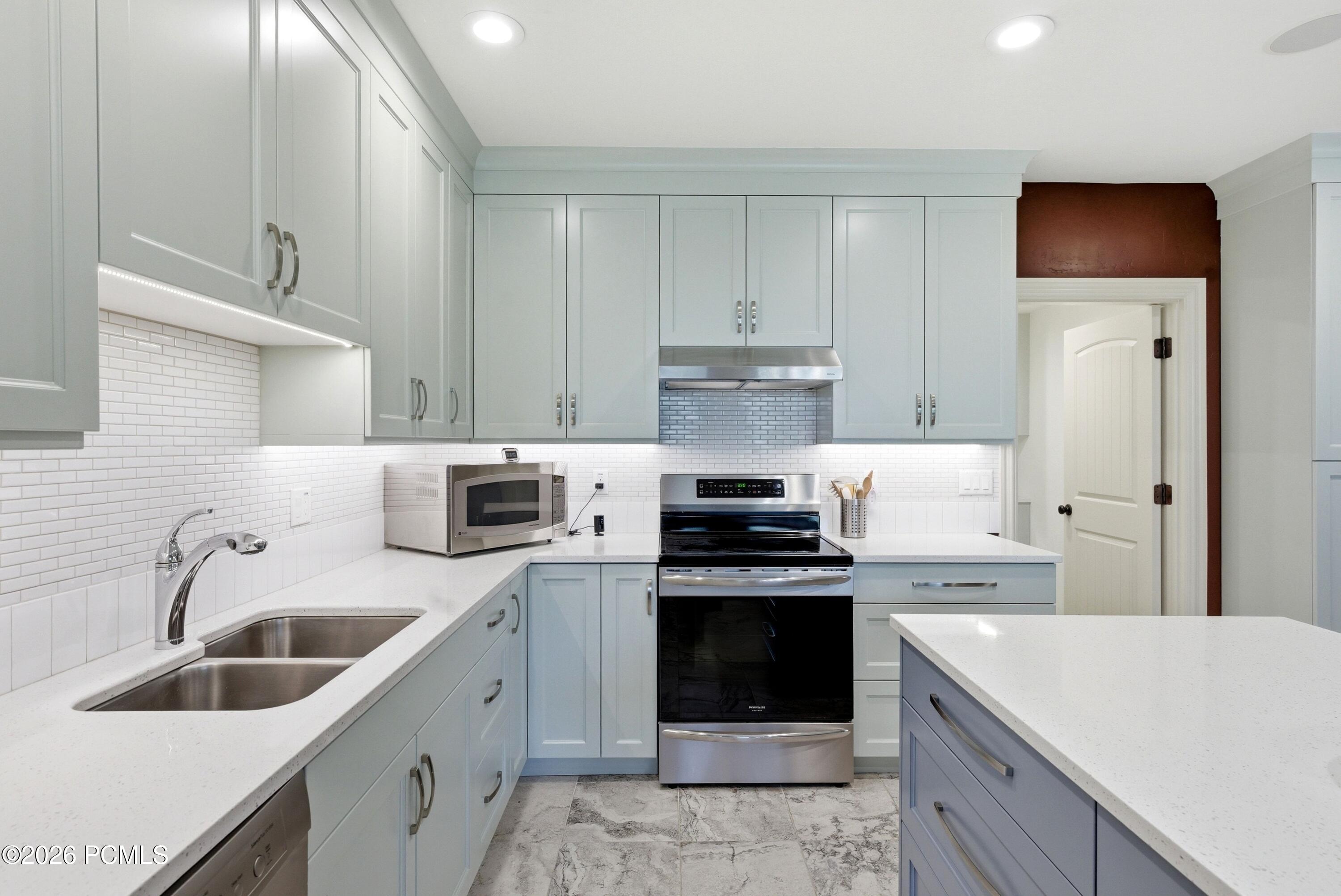 1247 W Alta Creek Circle