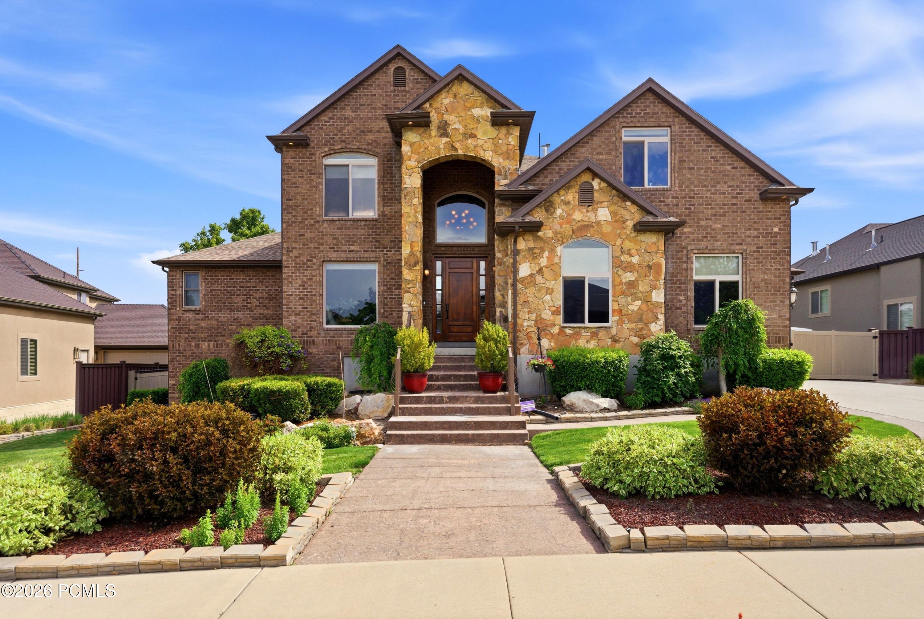 1247 W Alta Creek Circle