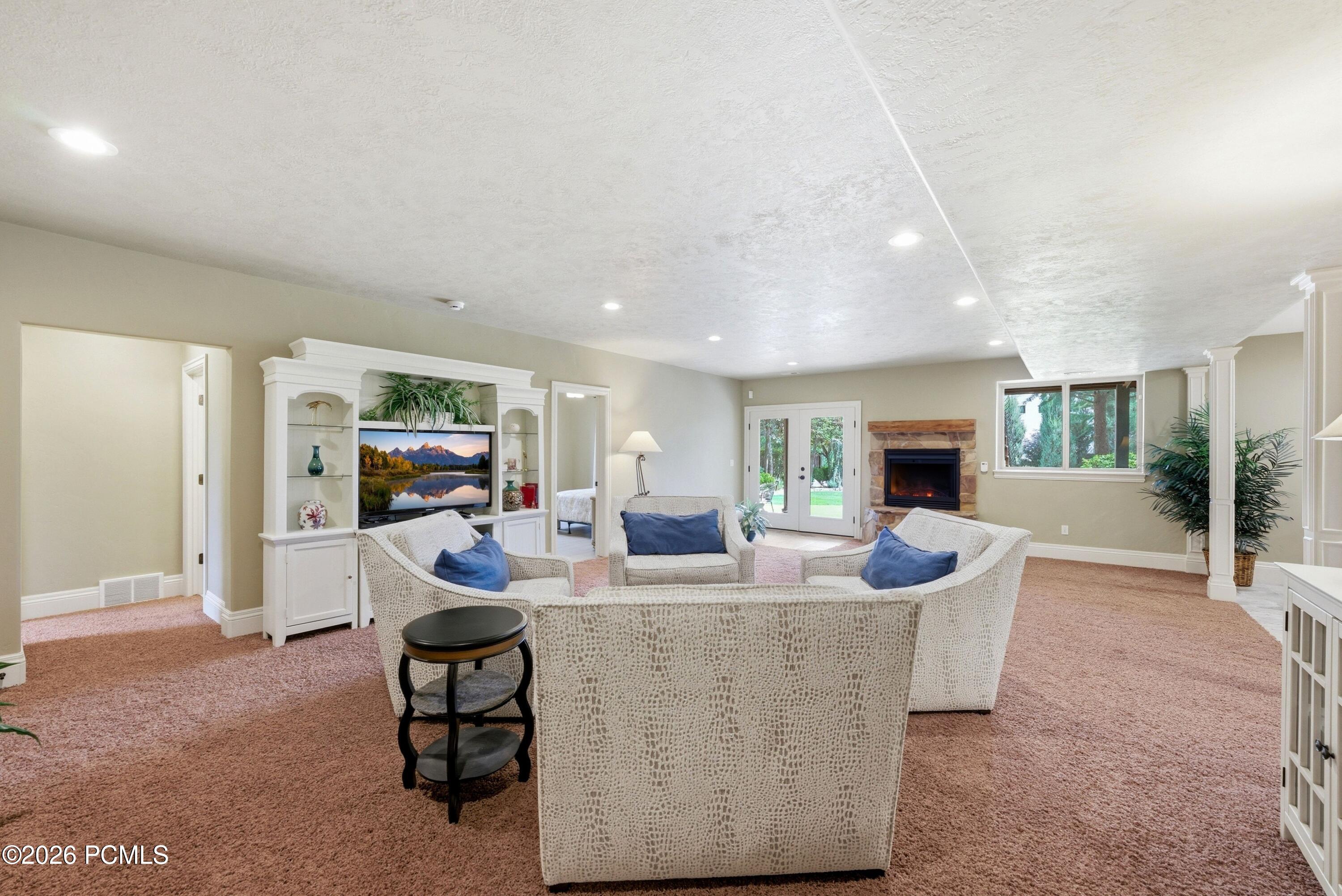 1247 W Alta Creek Circle
