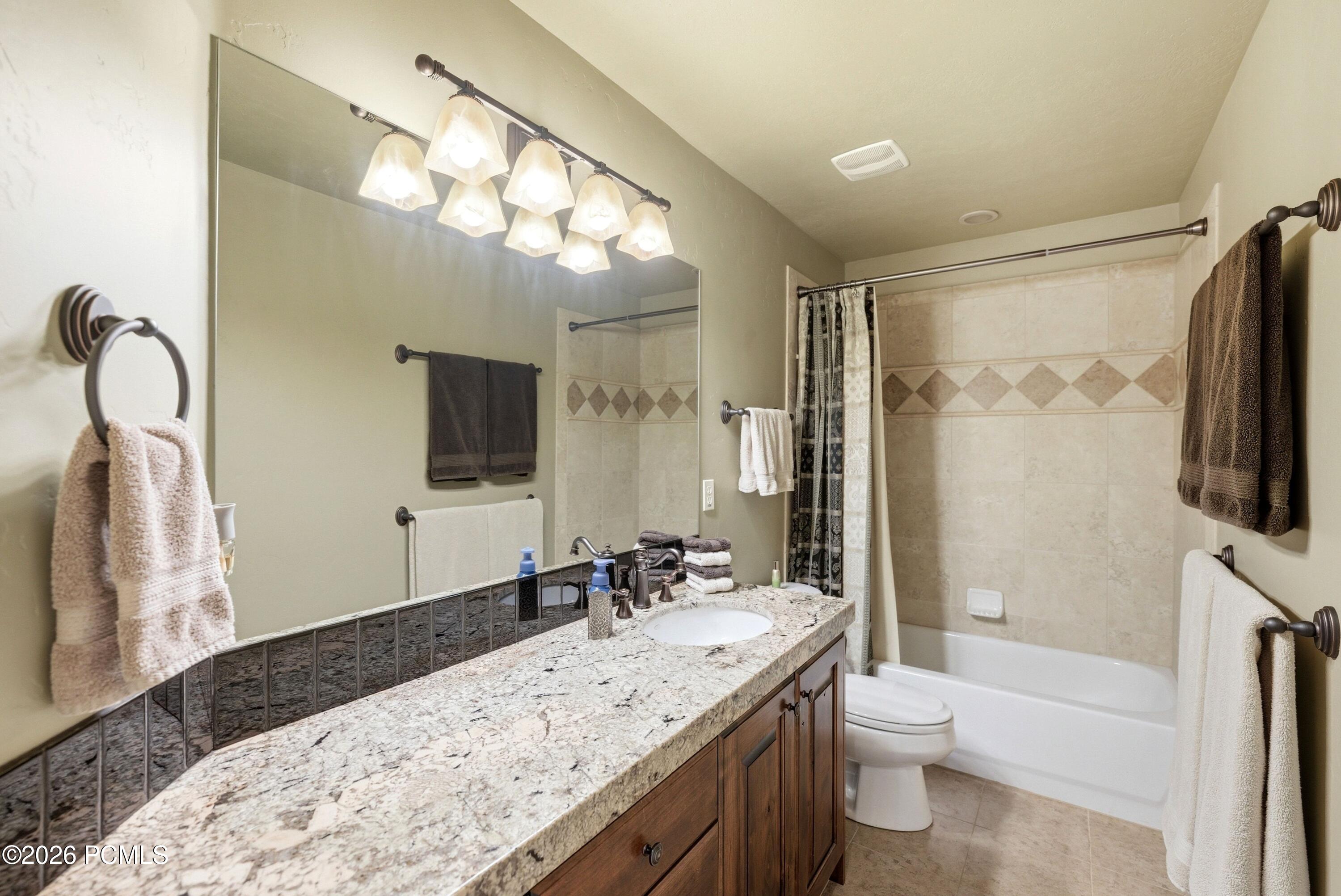 1247 W Alta Creek Circle