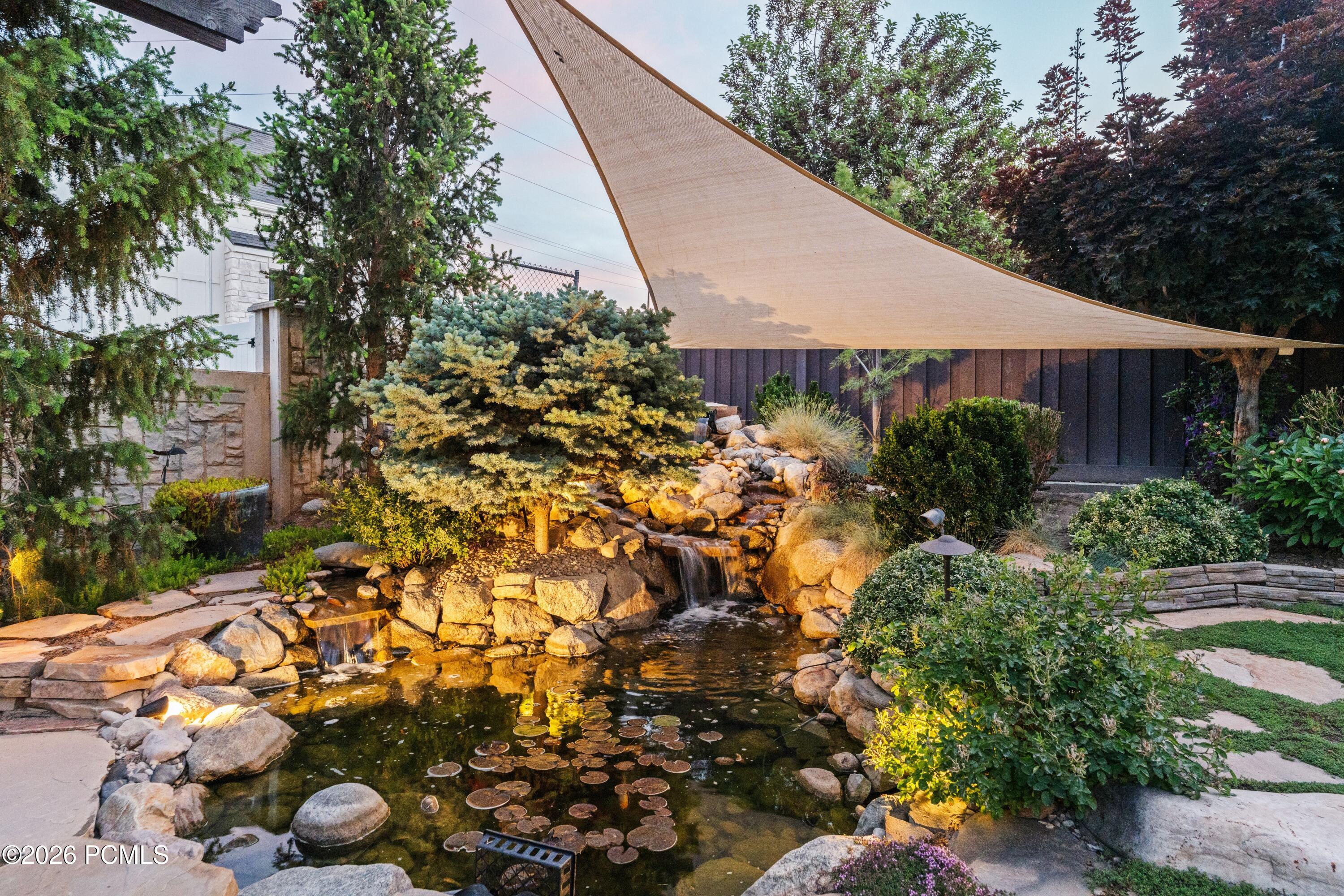 1247 W Alta Creek Circle