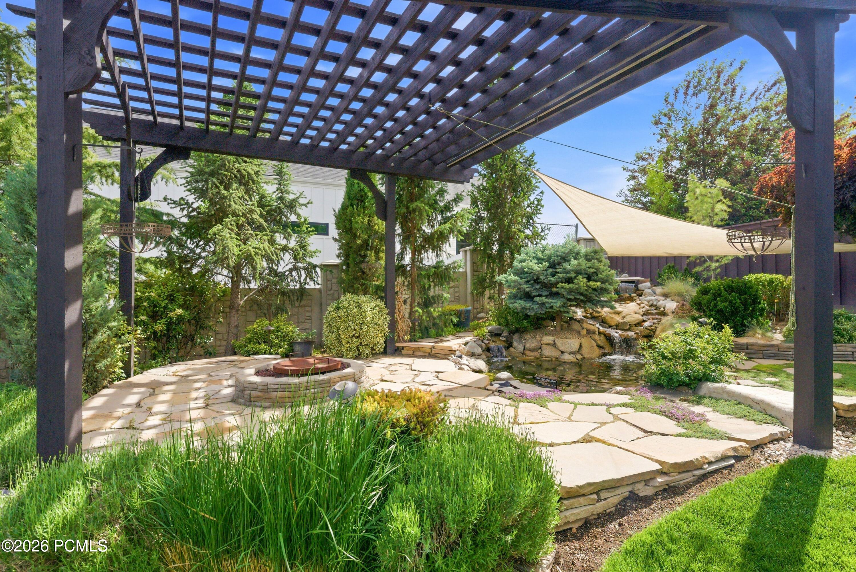 1247 W Alta Creek Circle