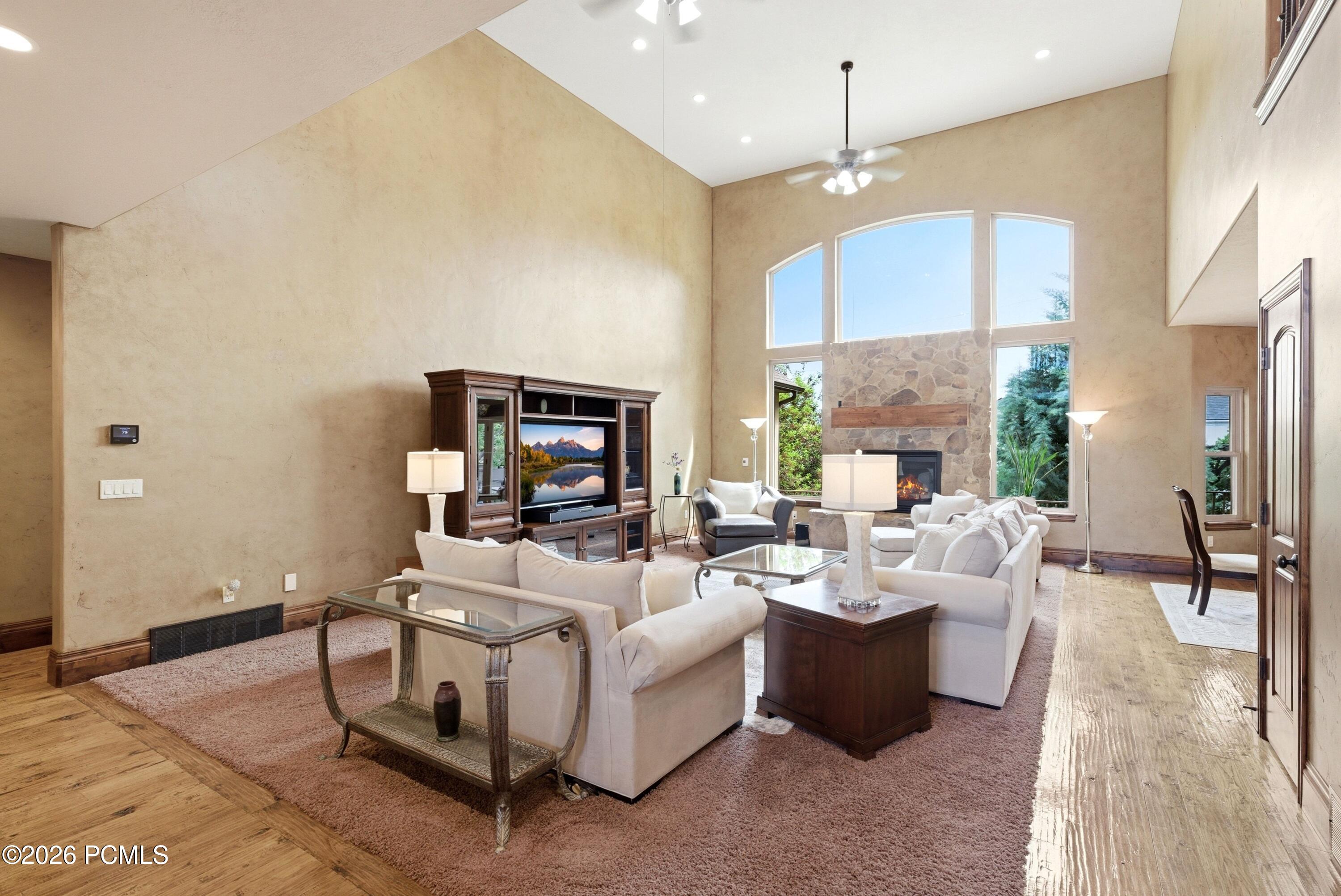 1247 W Alta Creek Circle